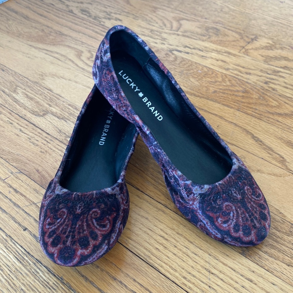 Lucky Brand Flats - women’s size 7.5